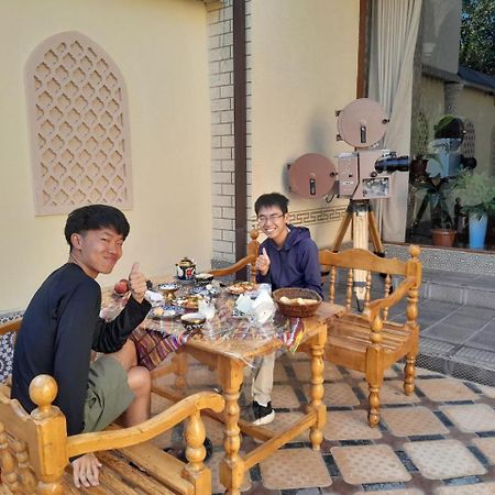 Turkistan Hotel Kogon 外观 照片