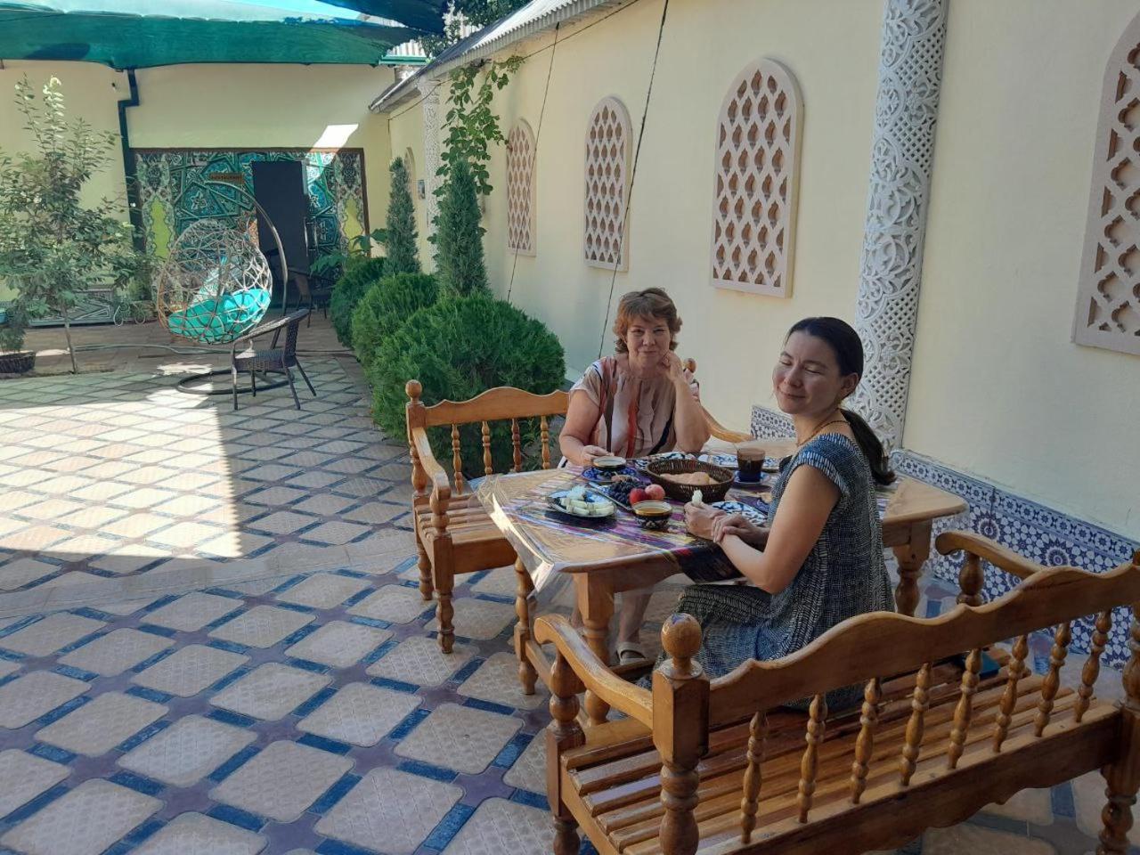 Turkistan Hotel Kogon 外观 照片